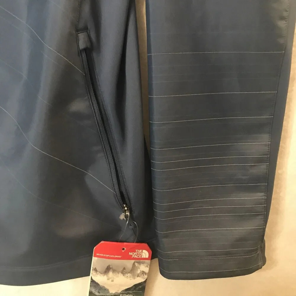 NWT The North Face  Men's Blue Flash Dry Jacket  Large